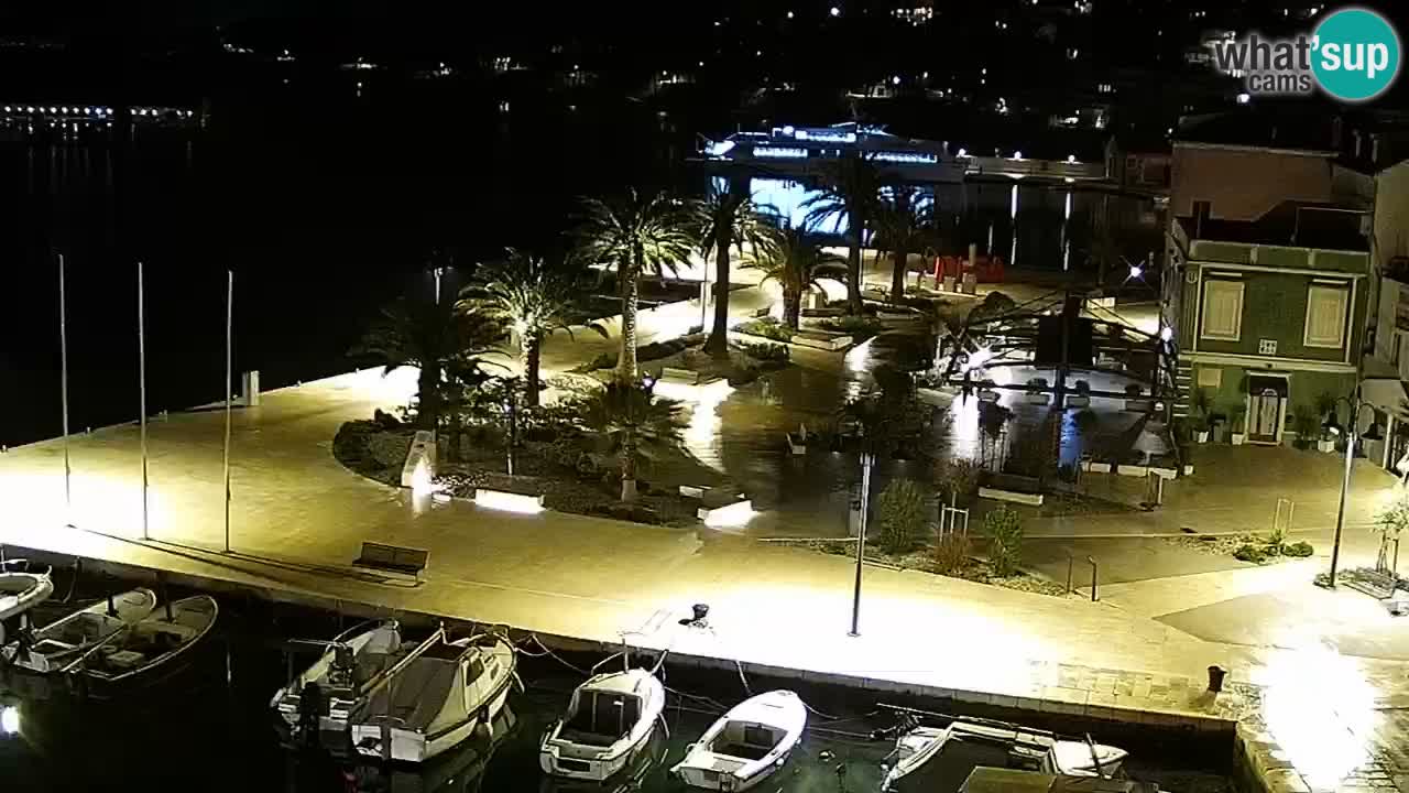 Webcam Jelsa Live motorisée – île de Hvar – Dalmatie – Croatie