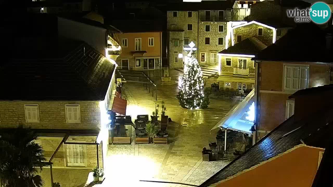 Webcam Jelsa Live motorisée – île de Hvar – Dalmatie – Croatie