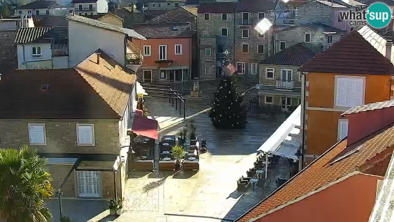 Jelsa Live Webcam motorizzata – Isola di Hvar – Dalmazia – Croazia