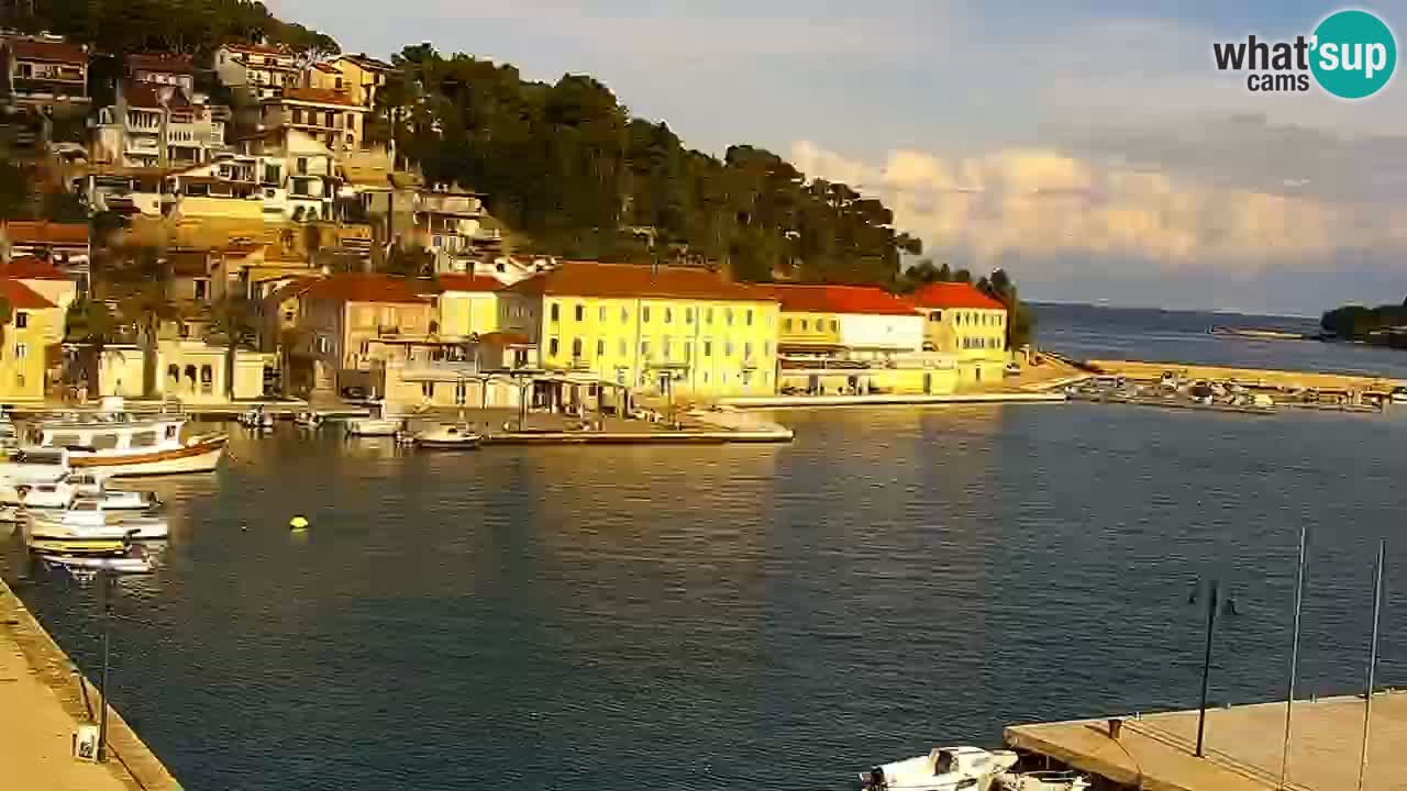 Jelsa motorizirana web kamera – otok Hvar – Dalmacija