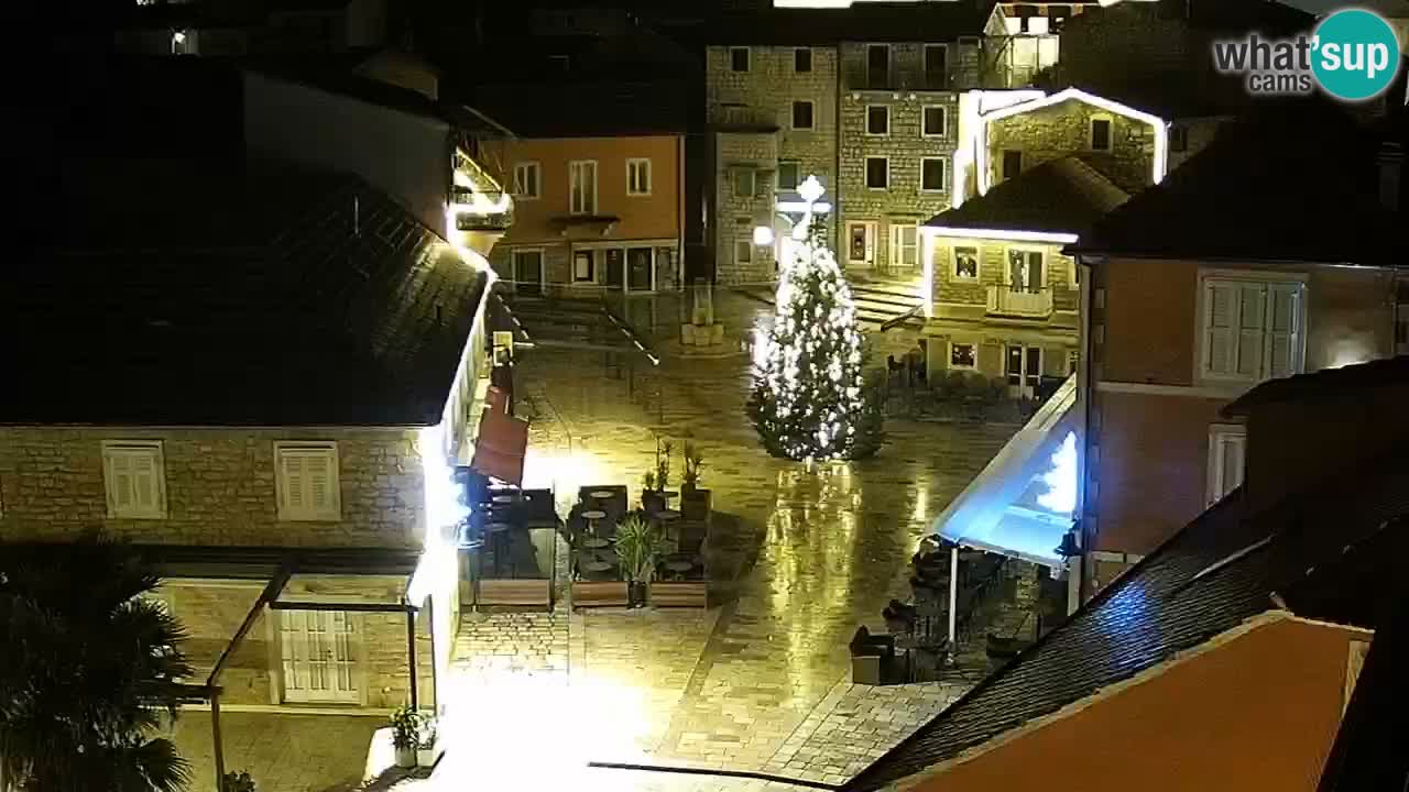 Webcam Jelsa Live motorisée – île de Hvar – Dalmatie – Croatie
