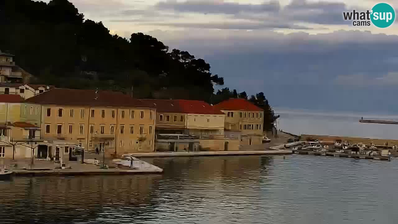 Webcam Jelsa Live motorisée – île de Hvar – Dalmatie – Croatie