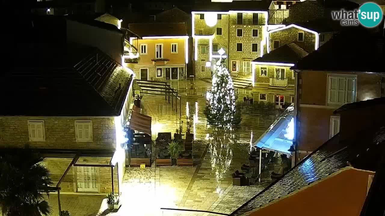 Jelsa Live Webcam motorizzata – Isola di Hvar – Dalmazia – Croazia