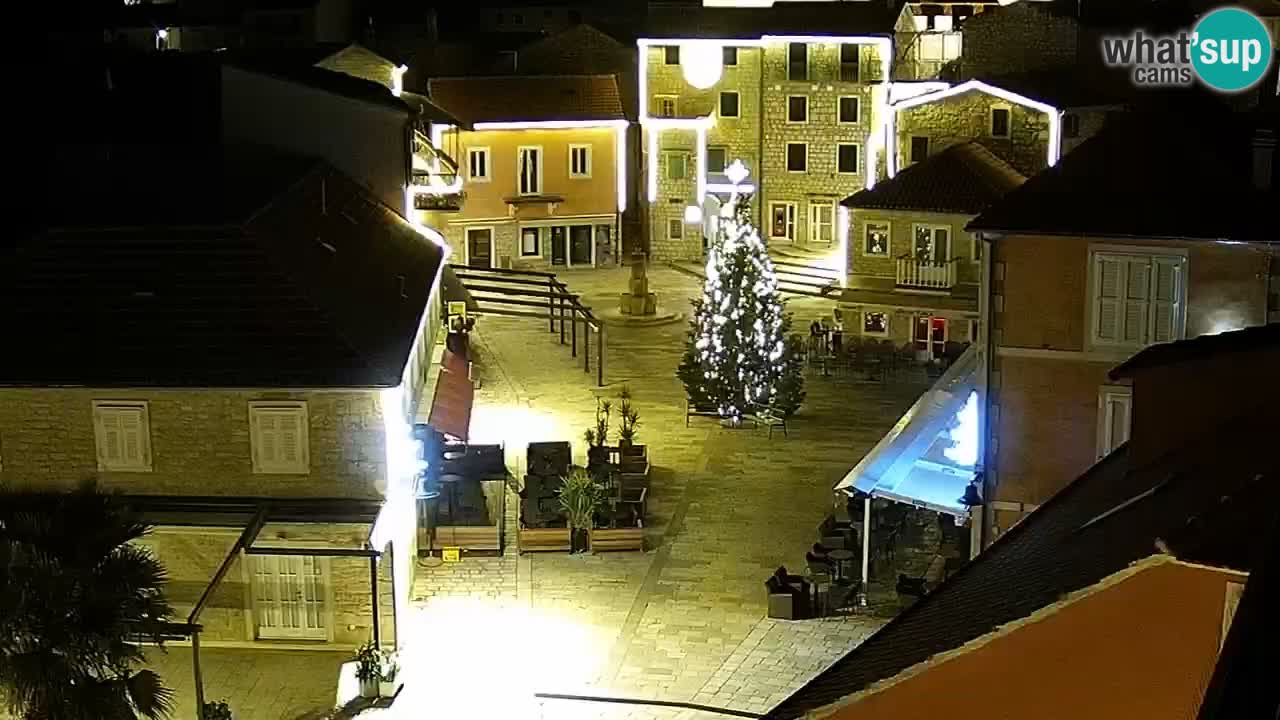 Webcam Jelsa Live motorisée – île de Hvar – Dalmatie – Croatie