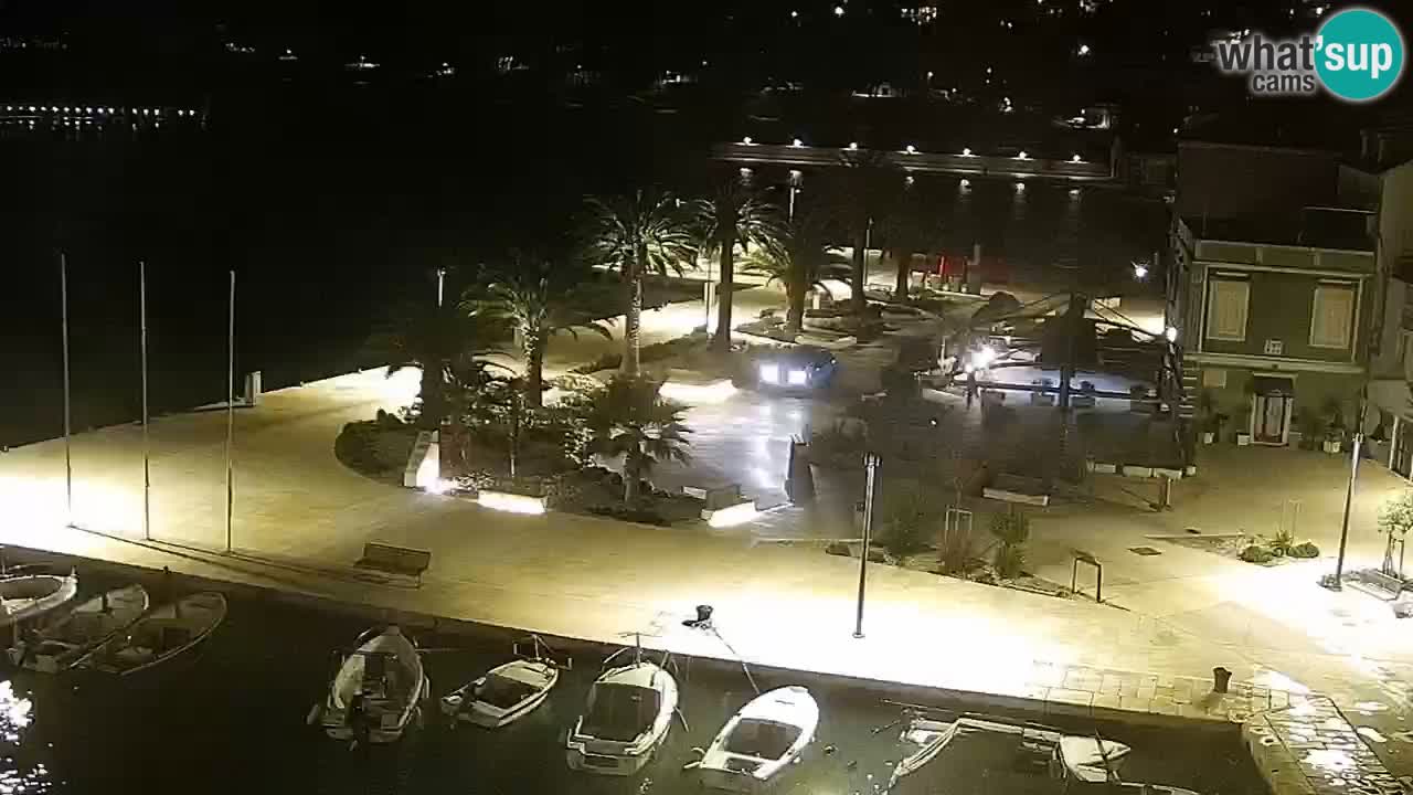 Jelsa vrtljiva spletna kamera otok Hvar – Dalmacija – Hrvaška