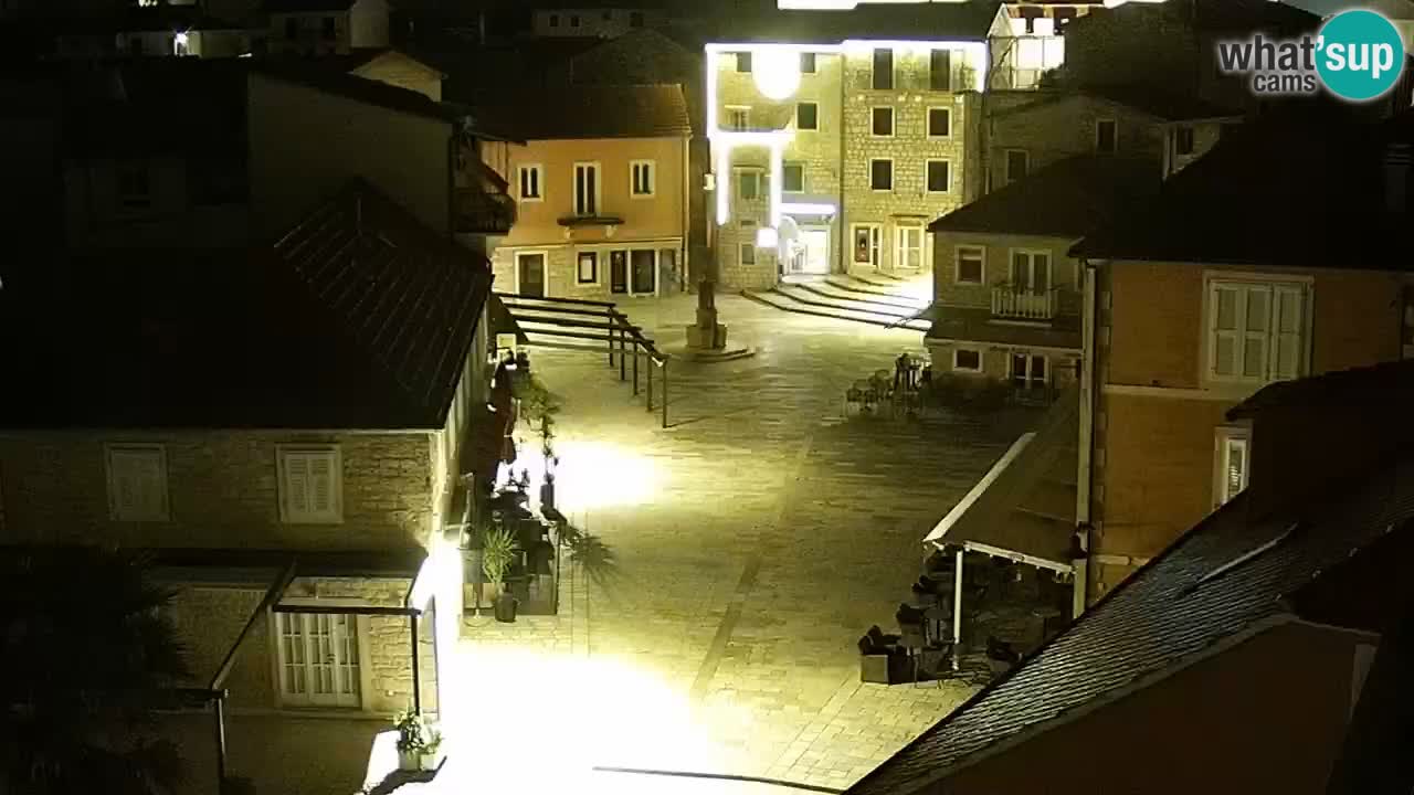 Webcam Jelsa Live motorisée – île de Hvar – Dalmatie – Croatie