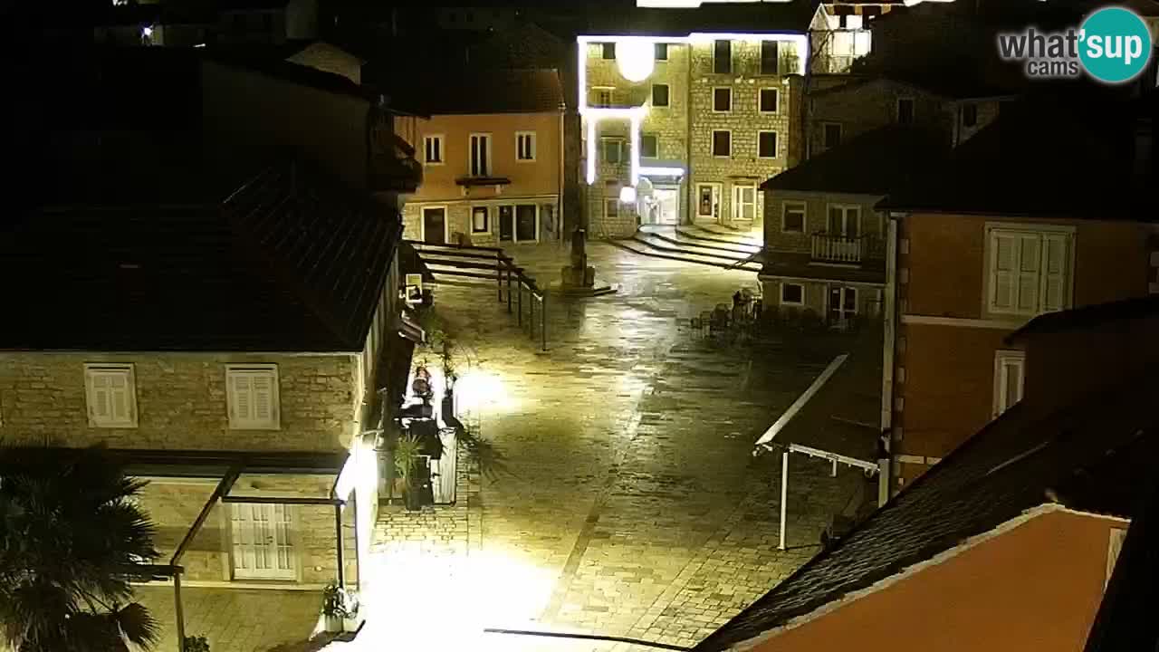 Jelsa motorizirana web kamera – otok Hvar – Dalmacija