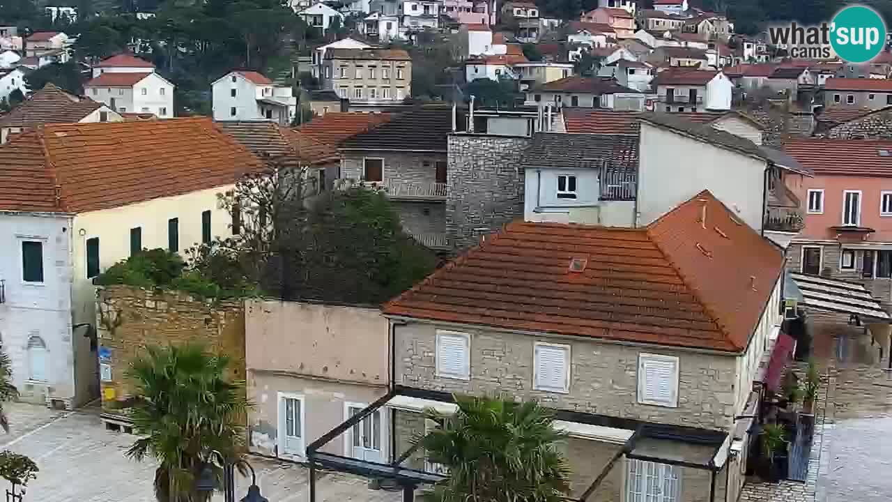 Webcam Jelsa Live motorisée – île de Hvar – Dalmatie – Croatie