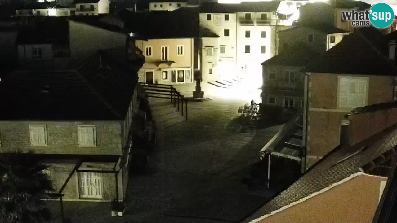 Webcam Jelsa Live motorisée – île de Hvar – Dalmatie – Croatie