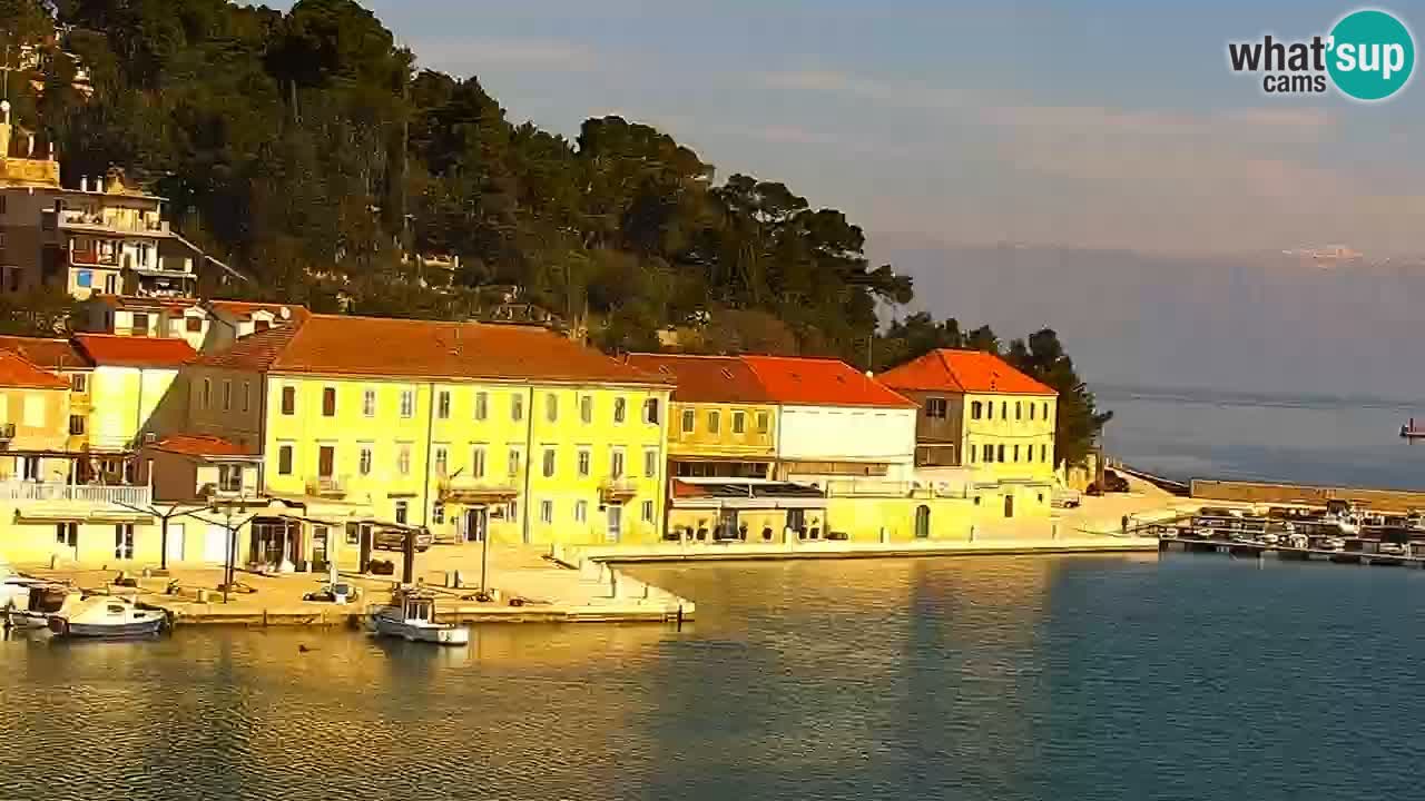 Jelsa Live Webcam motorizzata – Isola di Hvar – Dalmazia – Croazia
