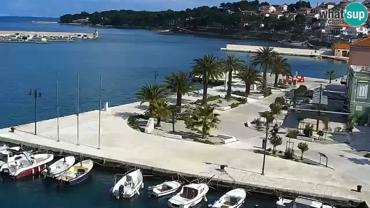 Jelsa vrtljiva spletna kamera otok Hvar – Dalmacija – Hrvaška