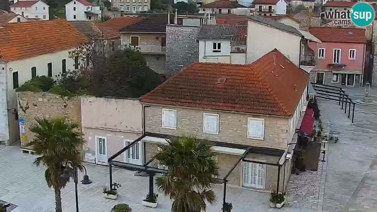 Jelsa motorizirana web kamera – otok Hvar – Dalmacija