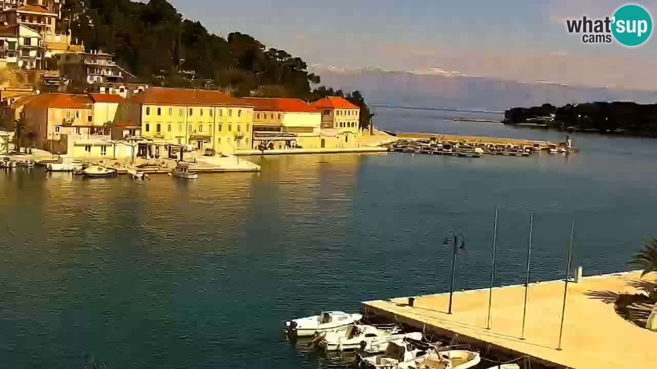 Jelsa motorizirana web kamera – otok Hvar – Dalmacija