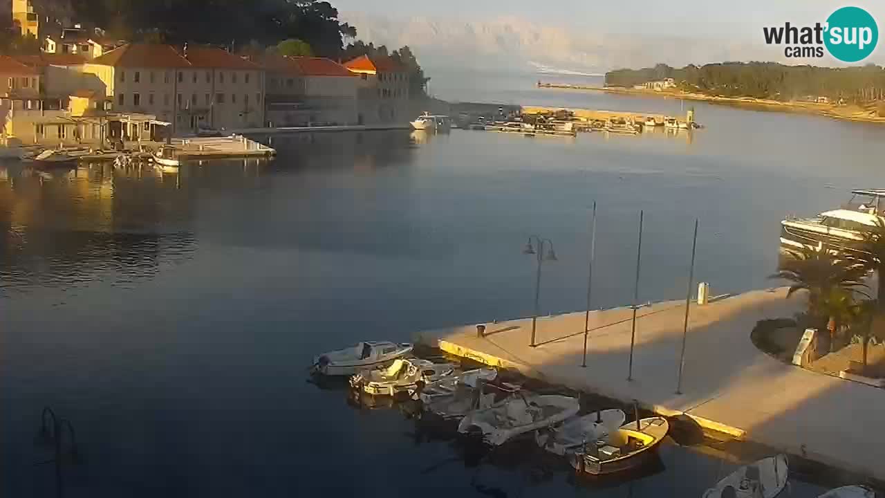 Webcam Jelsa Live motorisée – île de Hvar – Dalmatie – Croatie