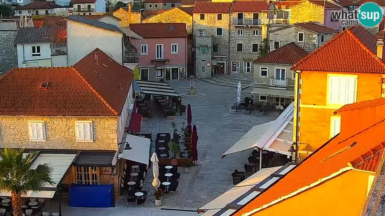 Webcam Jelsa Live motorisée – île de Hvar – Dalmatie – Croatie