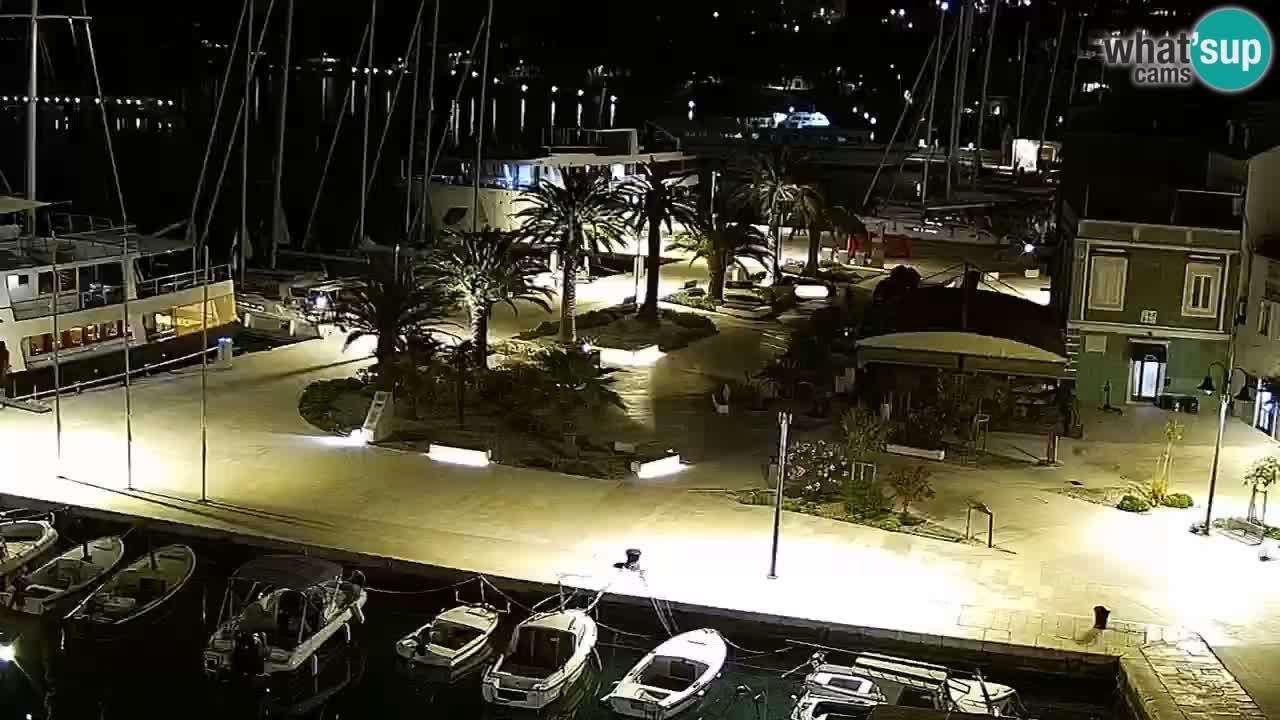 Webcam Jelsa Live motorisée – île de Hvar – Dalmatie – Croatie