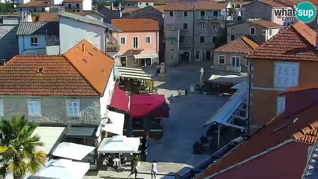 Jelsa vrtljiva spletna kamera otok Hvar – Dalmacija – Hrvaška