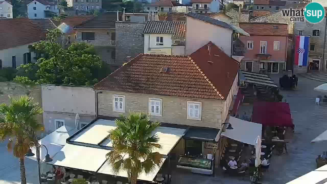 Jelsa vrtljiva spletna kamera otok Hvar – Dalmacija – Hrvaška