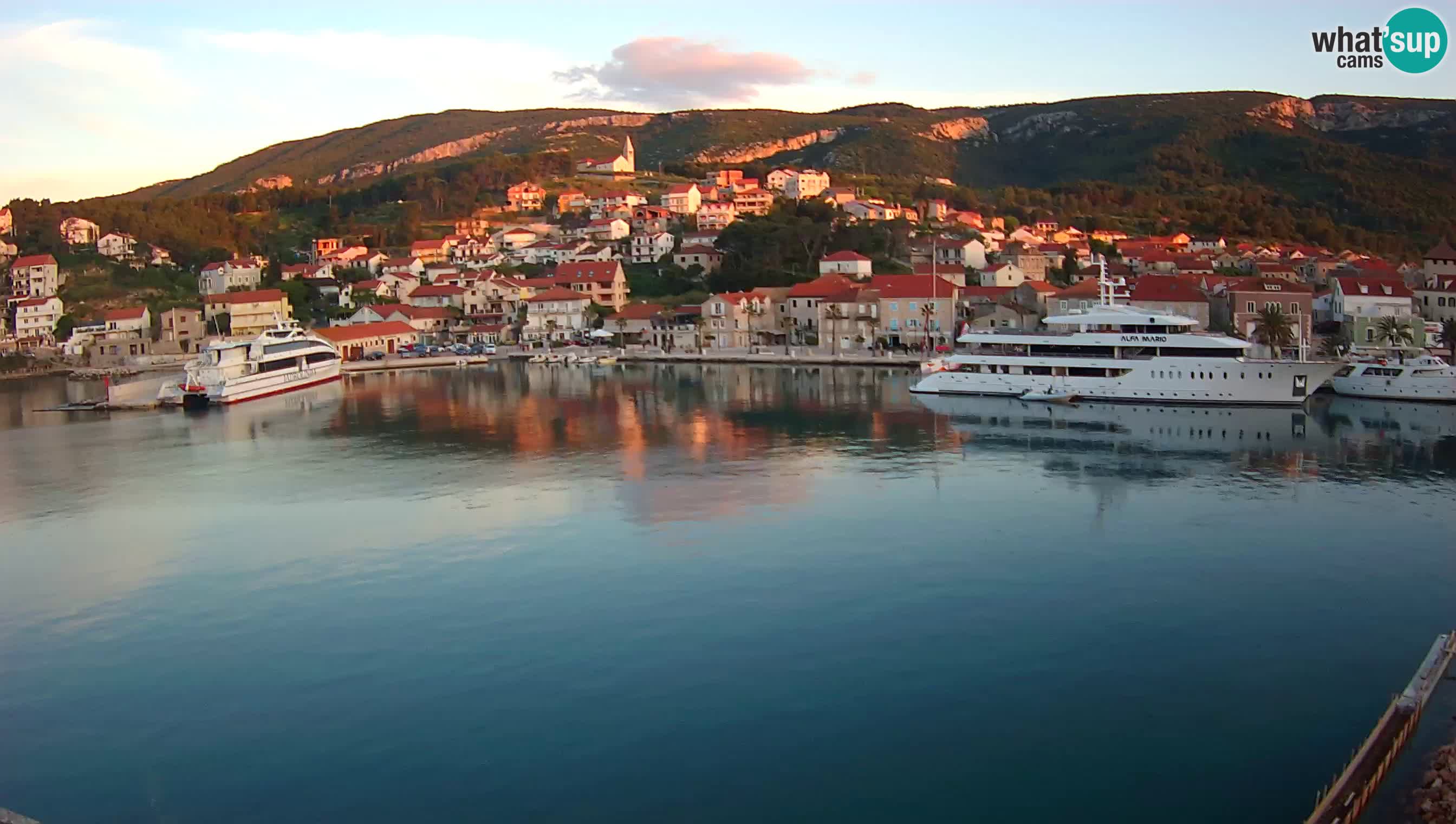 Jelsa / Hvar live webcam