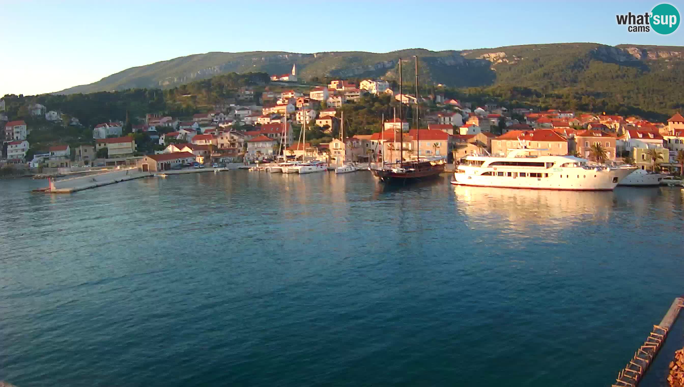 Jelsa / Hvar live webcam