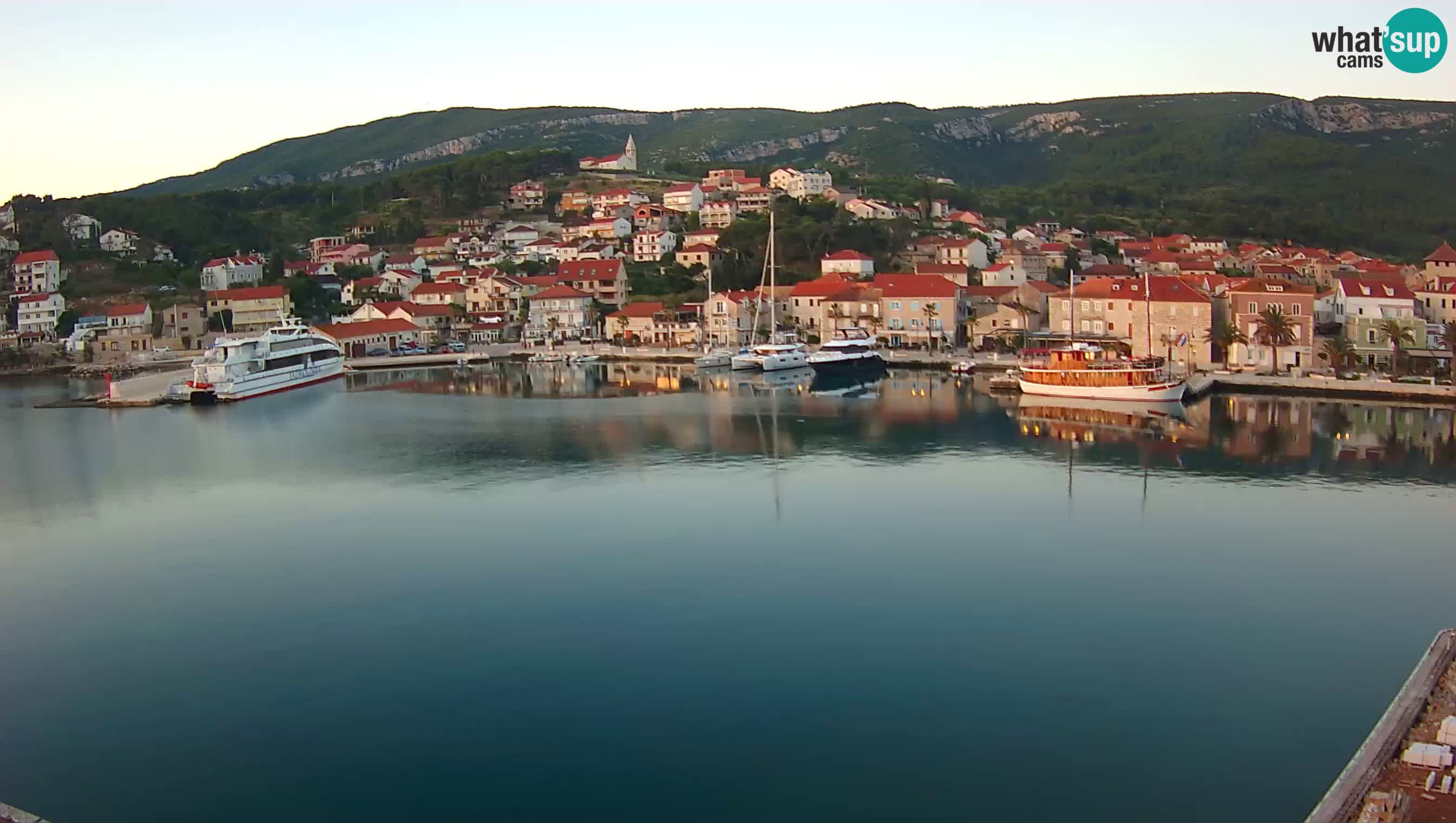 Jelsa / Hvar live webcam