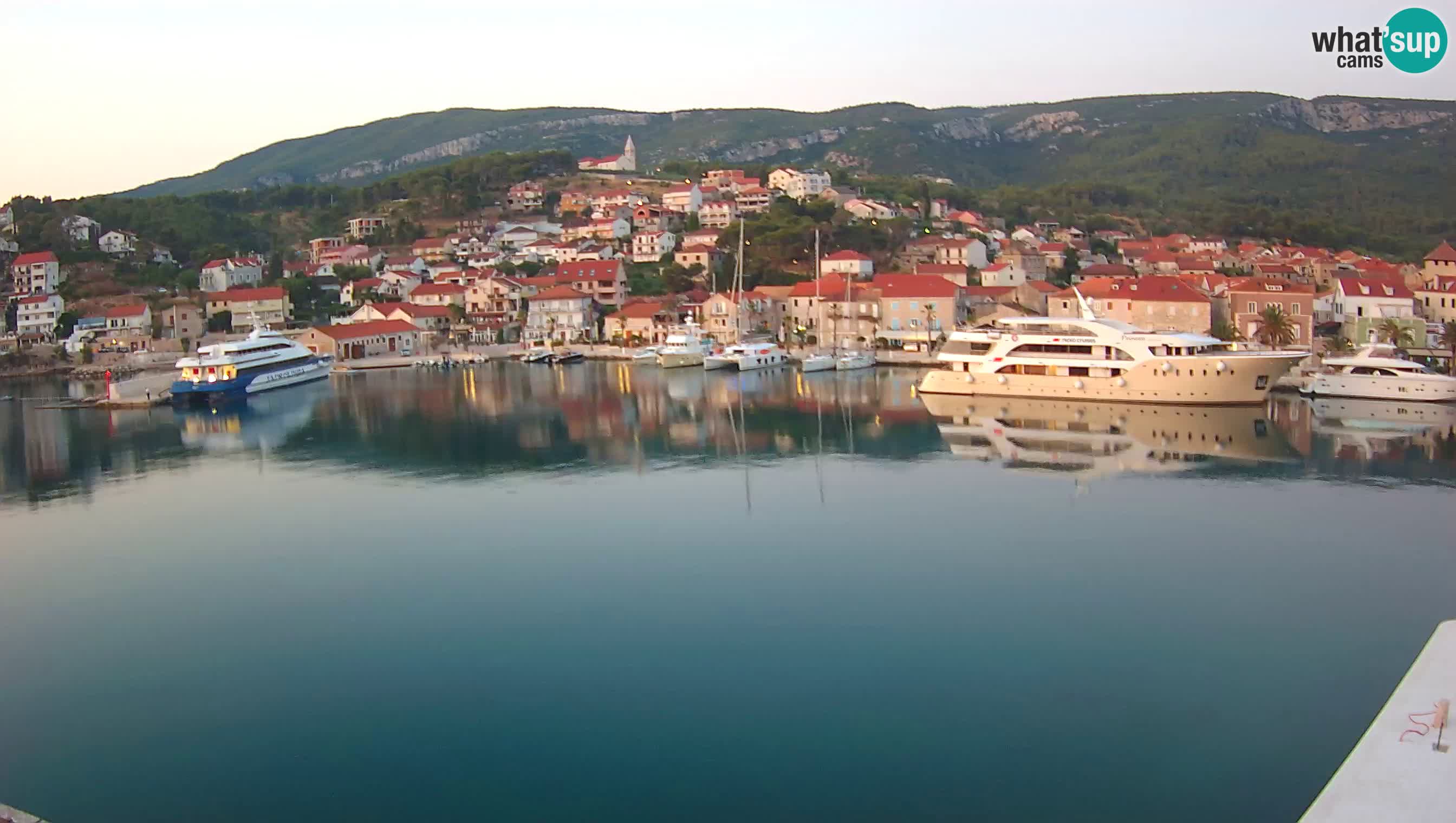 Jelsa / Hvar spletna kamera