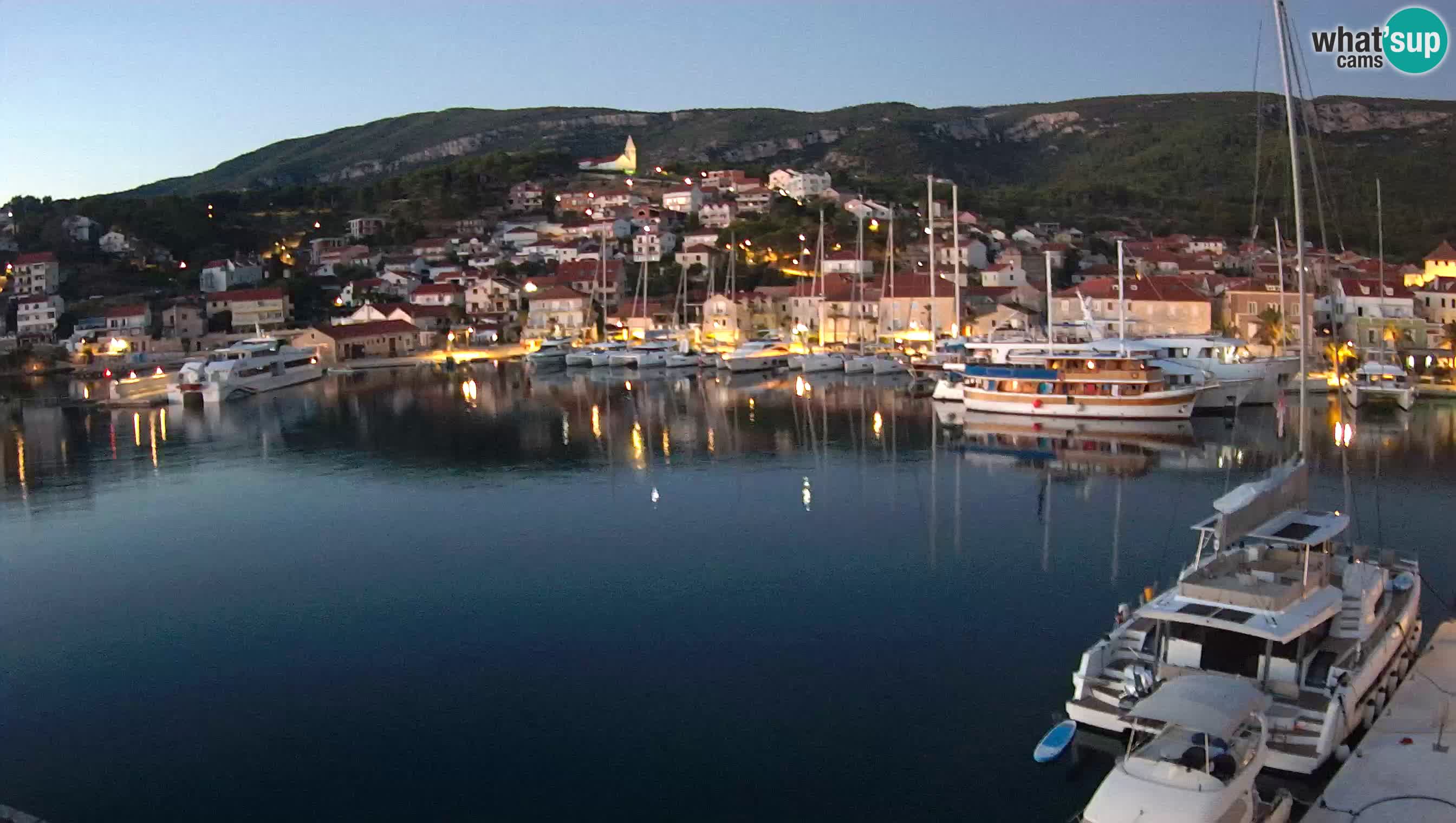 Jelsa / Hvar spletna kamera