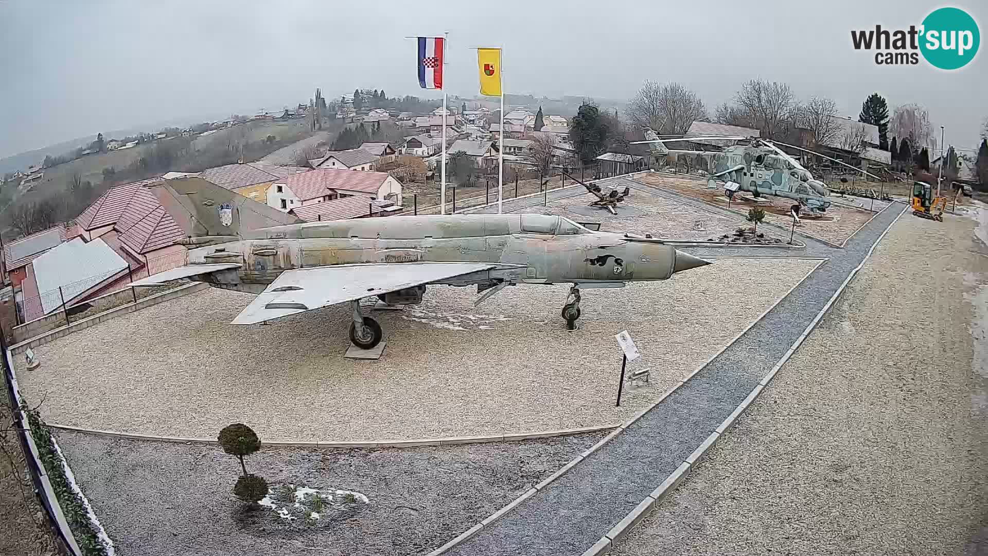 Kapela Air Force Museum in Real-Time