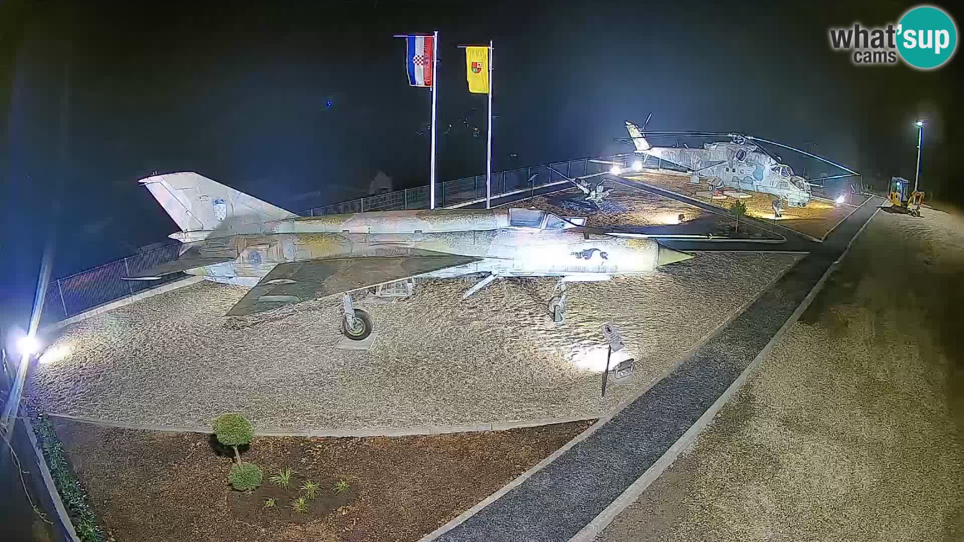 Kapela Air Force Museum in Real-Time