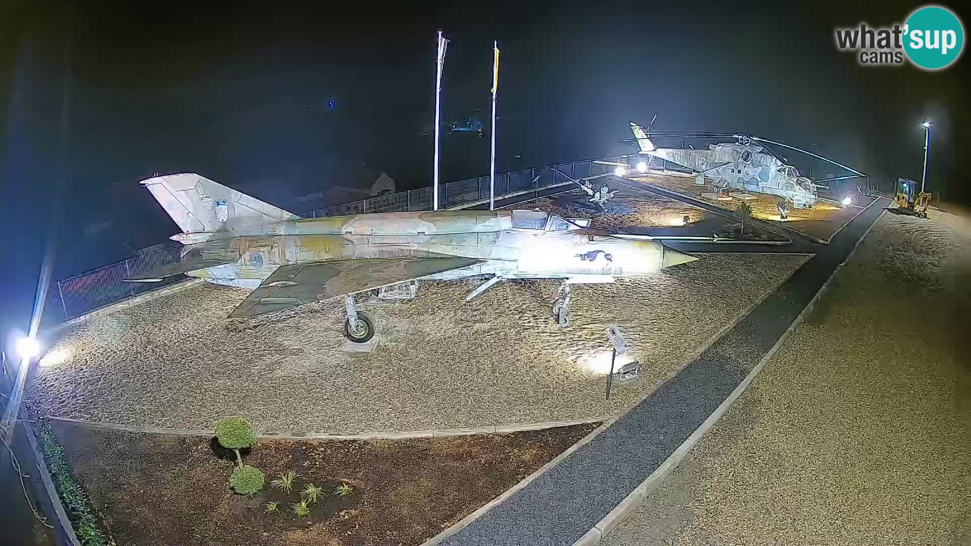 Kapela Air Force Museum in Real-Time