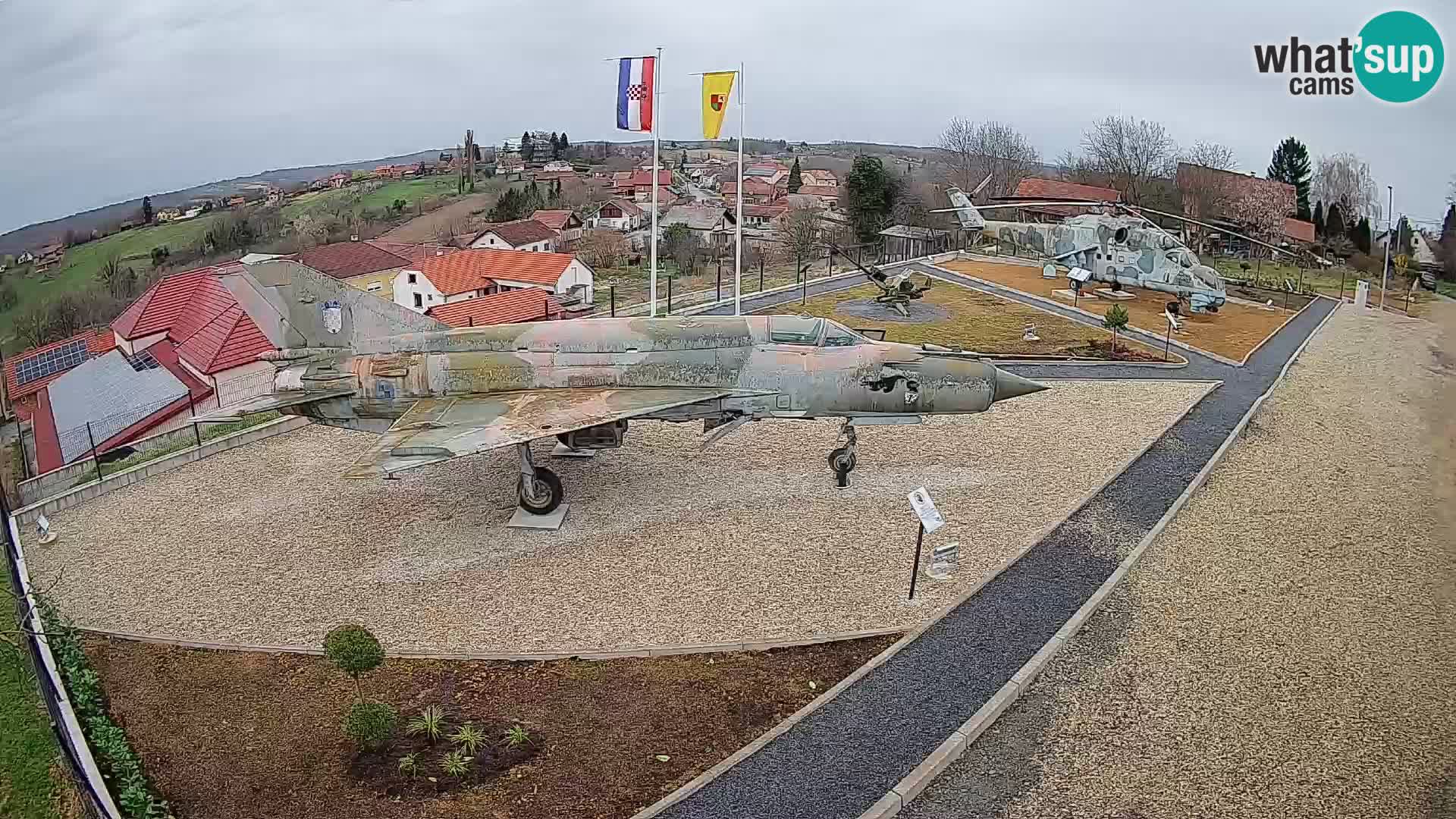 Kapela Air Force Museum in Real-Time