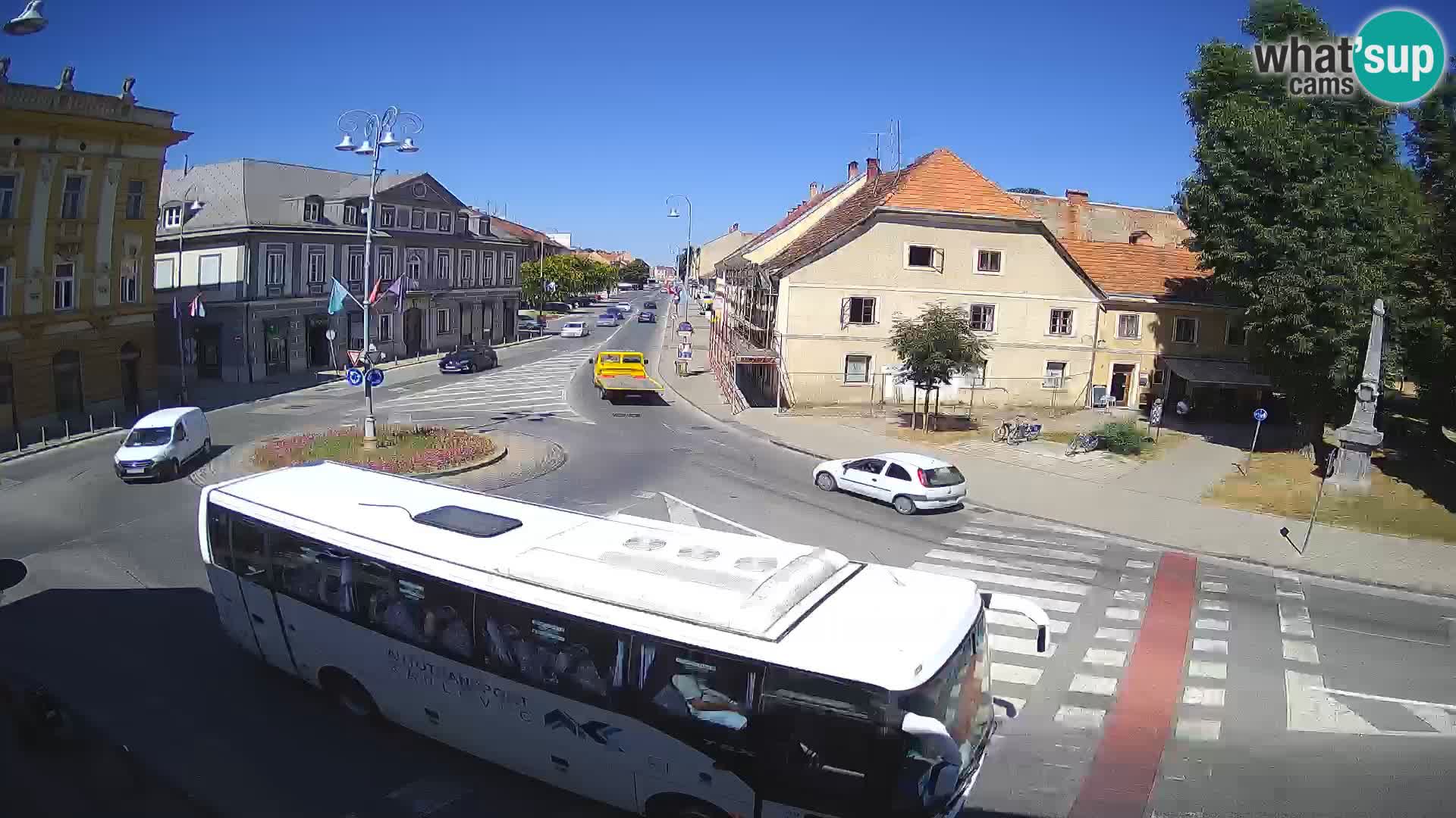 Karlovac – Lana center i rue Peter Zrinski