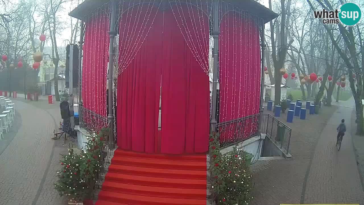 Karlovac live webcam – music pavilion