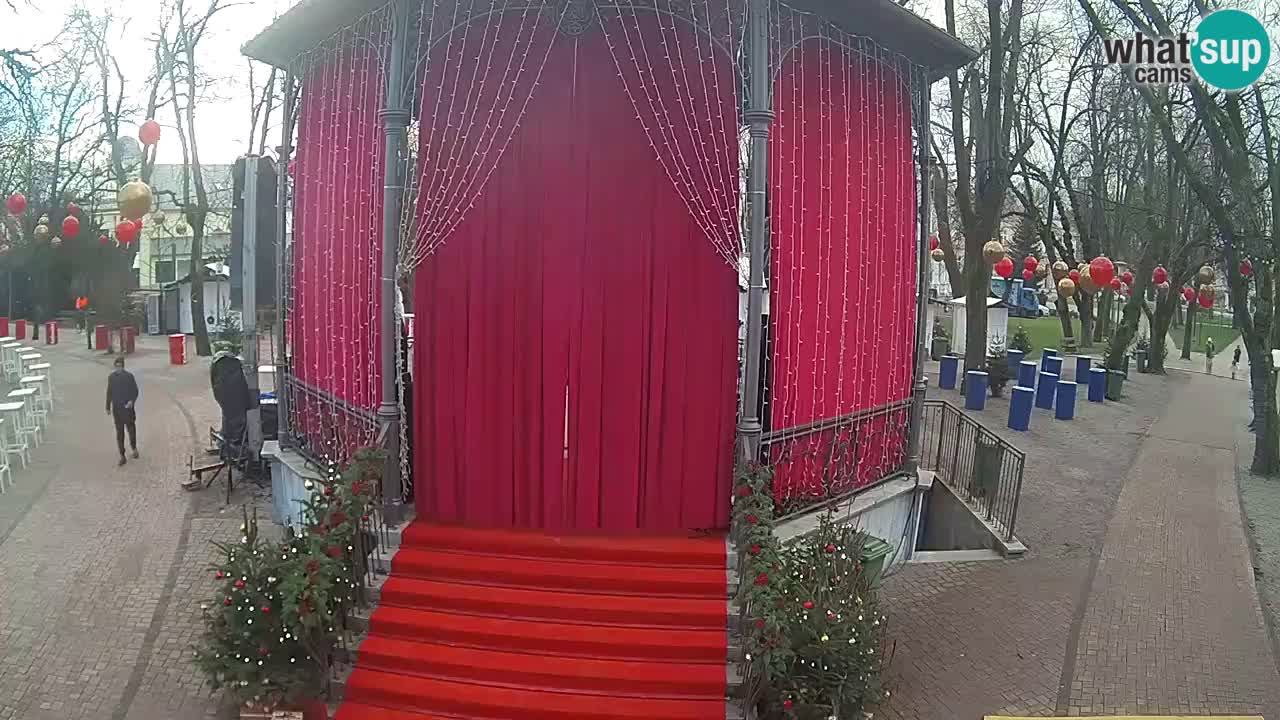 Karlovac live webcam – music pavilion