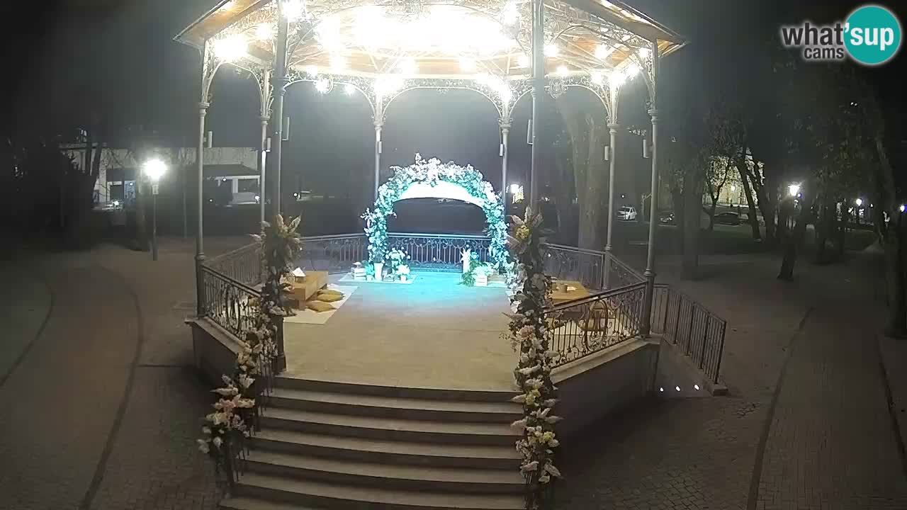 Karlovac live webcam – music pavilion