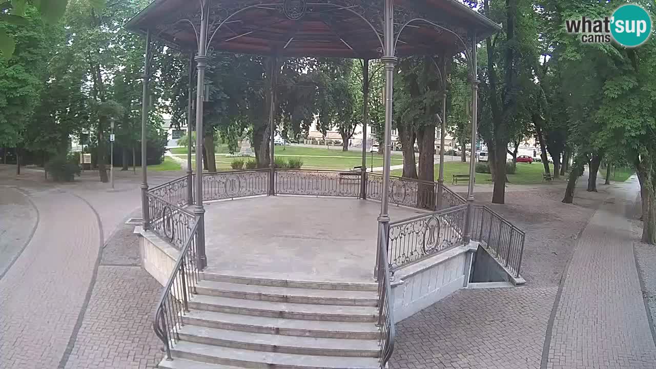 Karlovac live webcam – music pavilion
