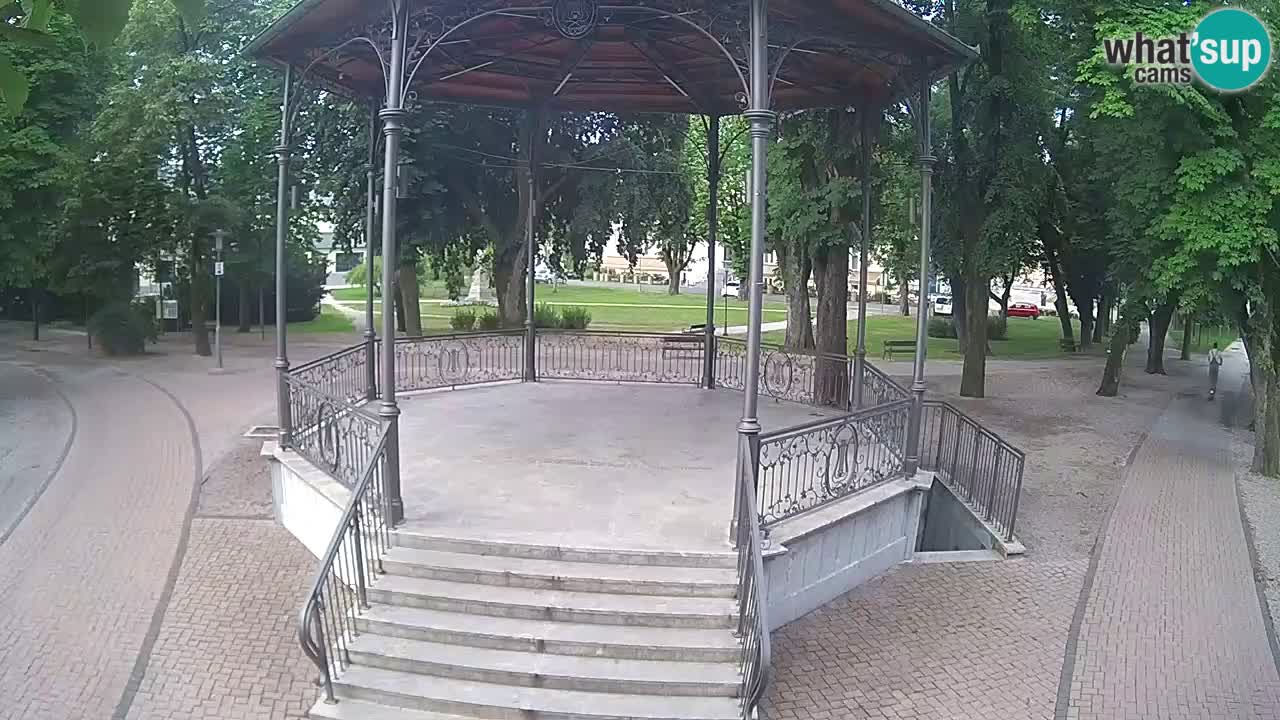 Karlovac live webcam – music pavilion