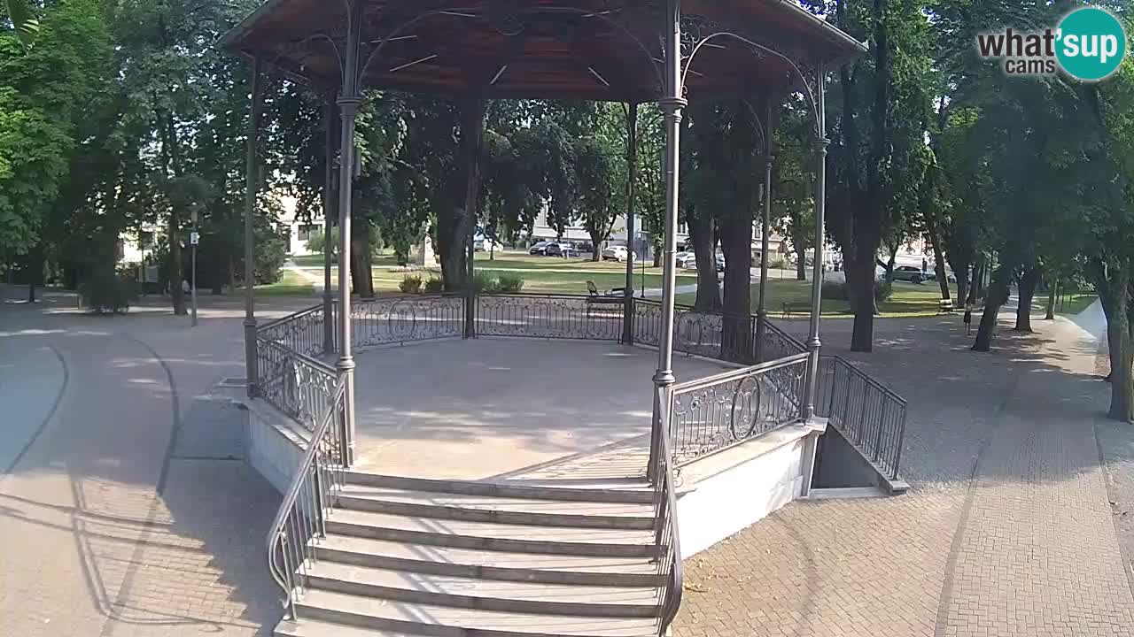 Karlovac live webcam – music pavilion