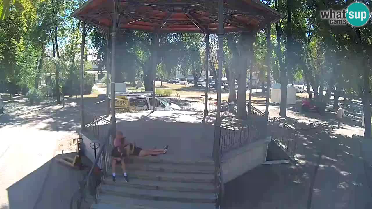 Karlovac live webcam – music pavilion