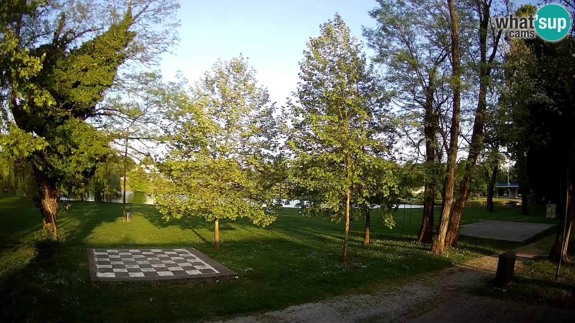 Webcam Karlovac EN DIRECT – Piscine extérieure Foginovo – Korana – Croatie