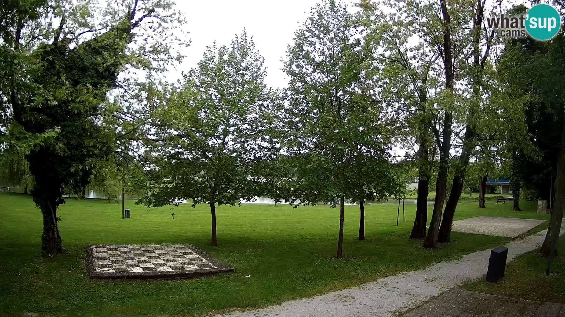 V ŽIVO Spletna kamera Karlovac – mestno kopališče Foginovo – Korana – Hrvaška