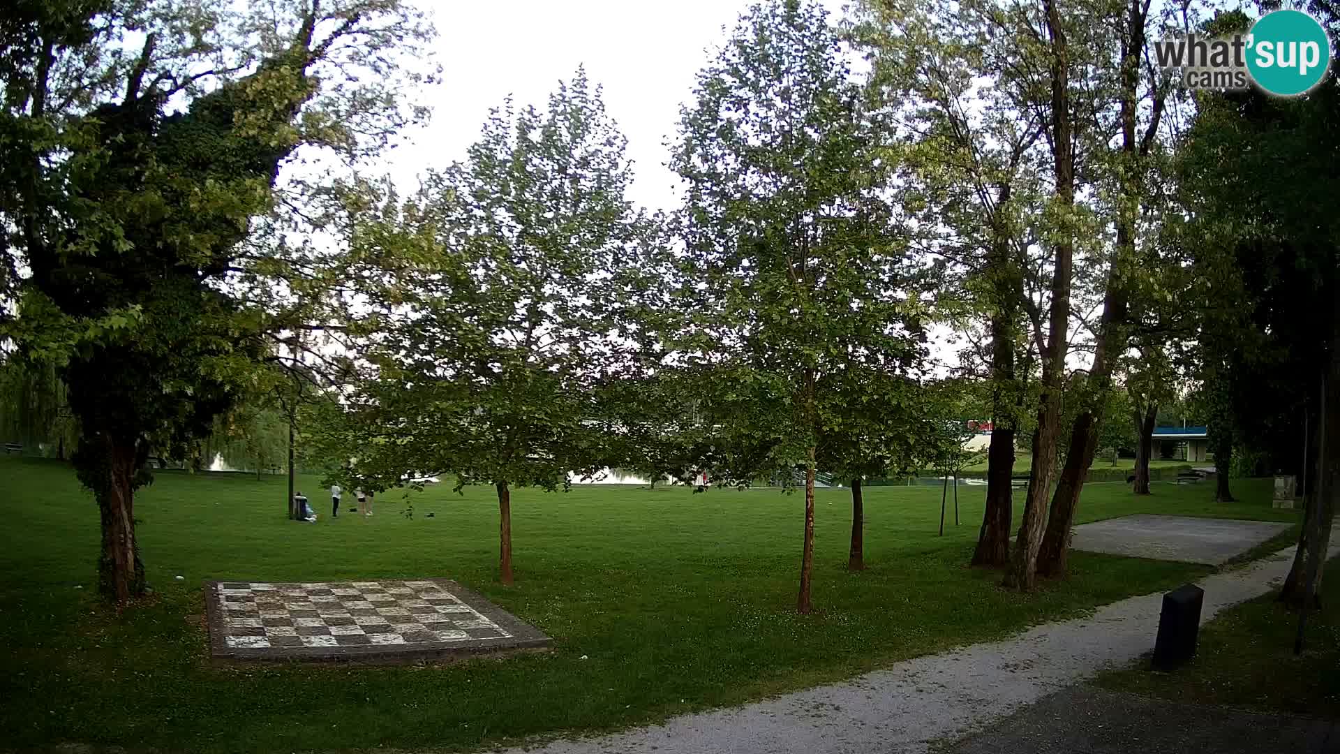 V ŽIVO Spletna kamera Karlovac – mestno kopališče Foginovo – Korana – Hrvaška