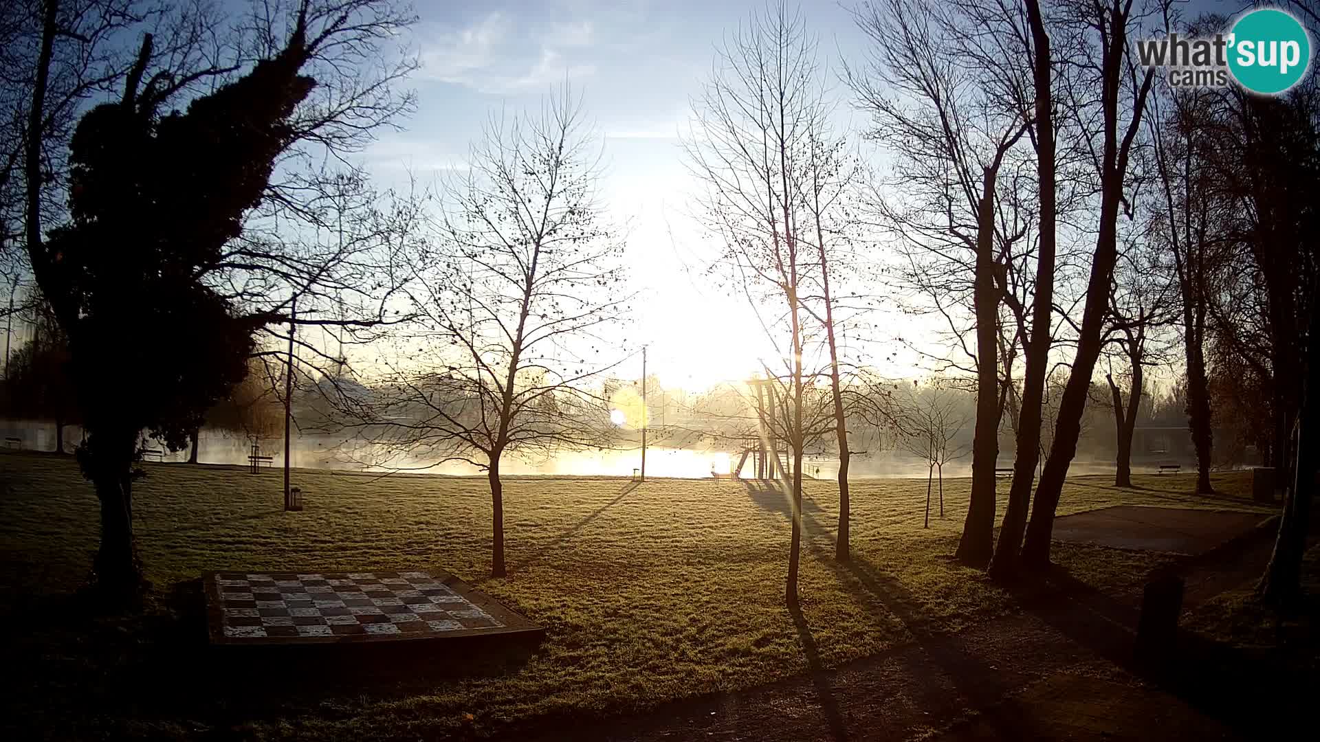 Webcam Karlovac EN DIRECT – Piscine extérieure Foginovo – Korana – Croatie