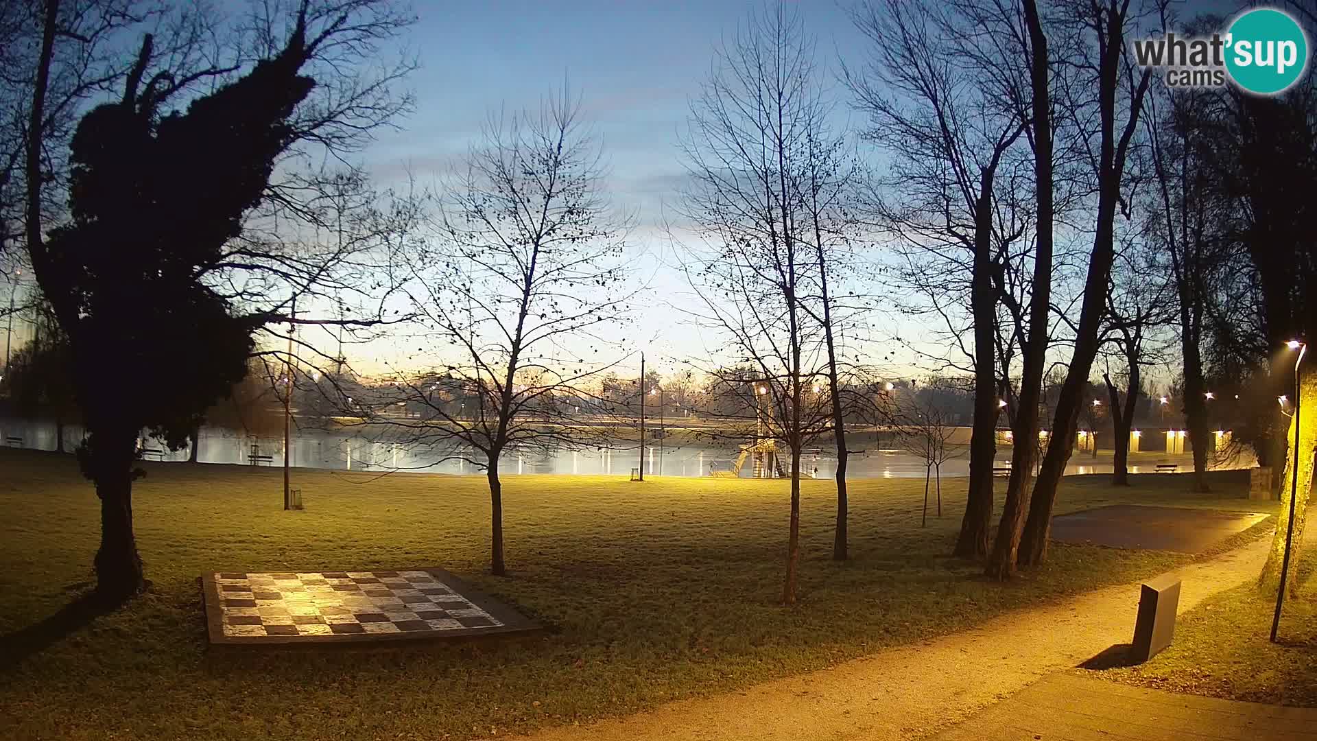 Webcam Karlovac EN DIRECT – Piscine extérieure Foginovo – Korana – Croatie