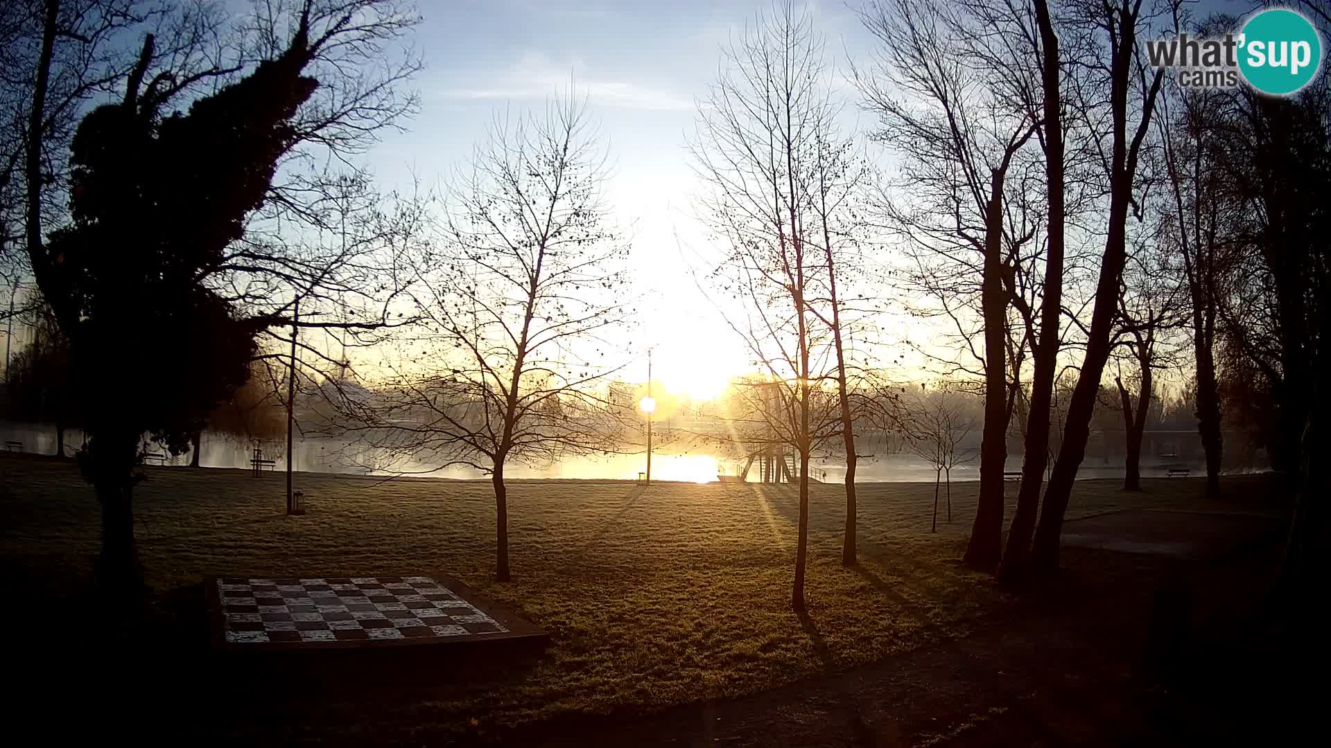 Webcam Karlovac EN DIRECT – Piscine extérieure Foginovo – Korana – Croatie