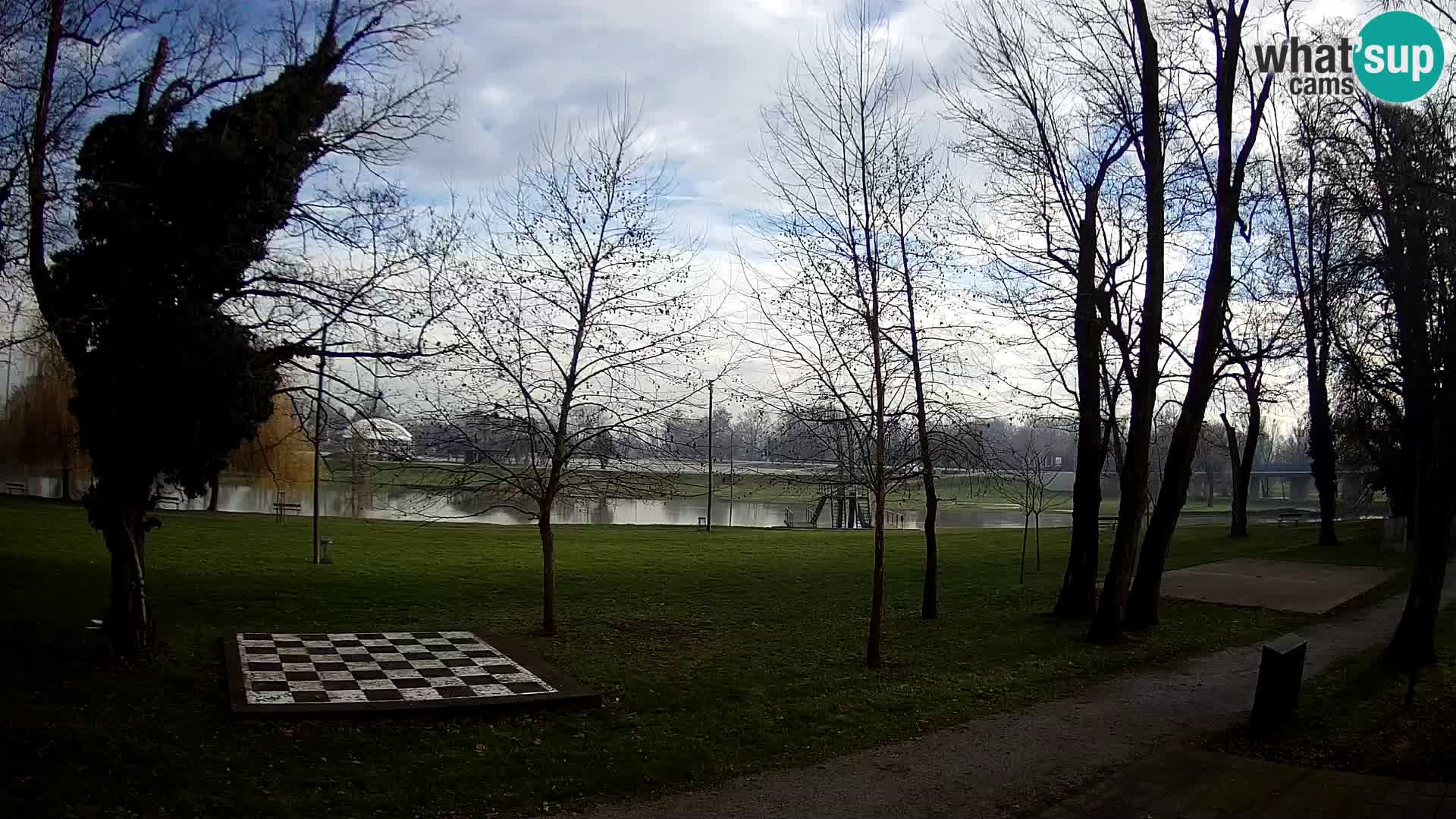 LIVE Karlovac Webcam – Piscina all’aperto Foginovo – Korana – Croazia