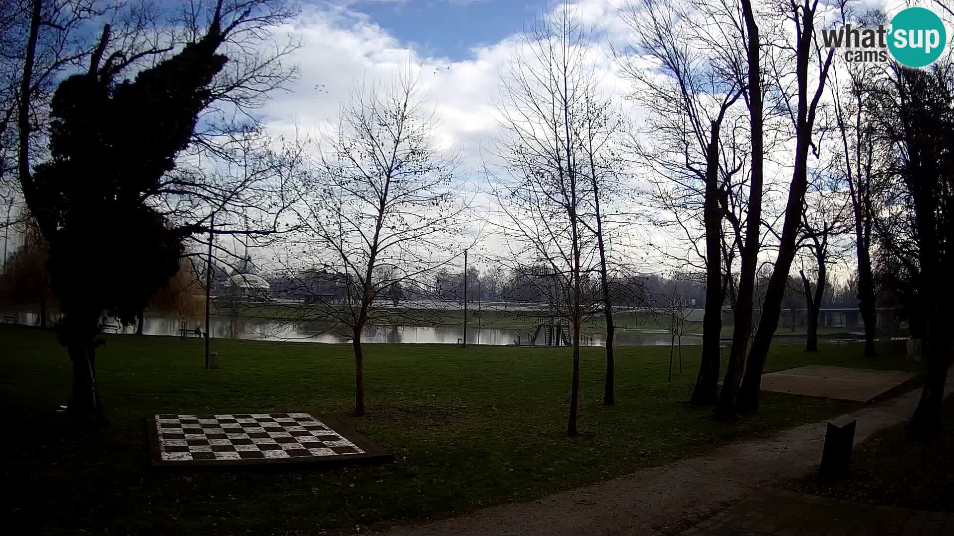 Webcam Karlovac EN DIRECT – Piscine extérieure Foginovo – Korana – Croatie