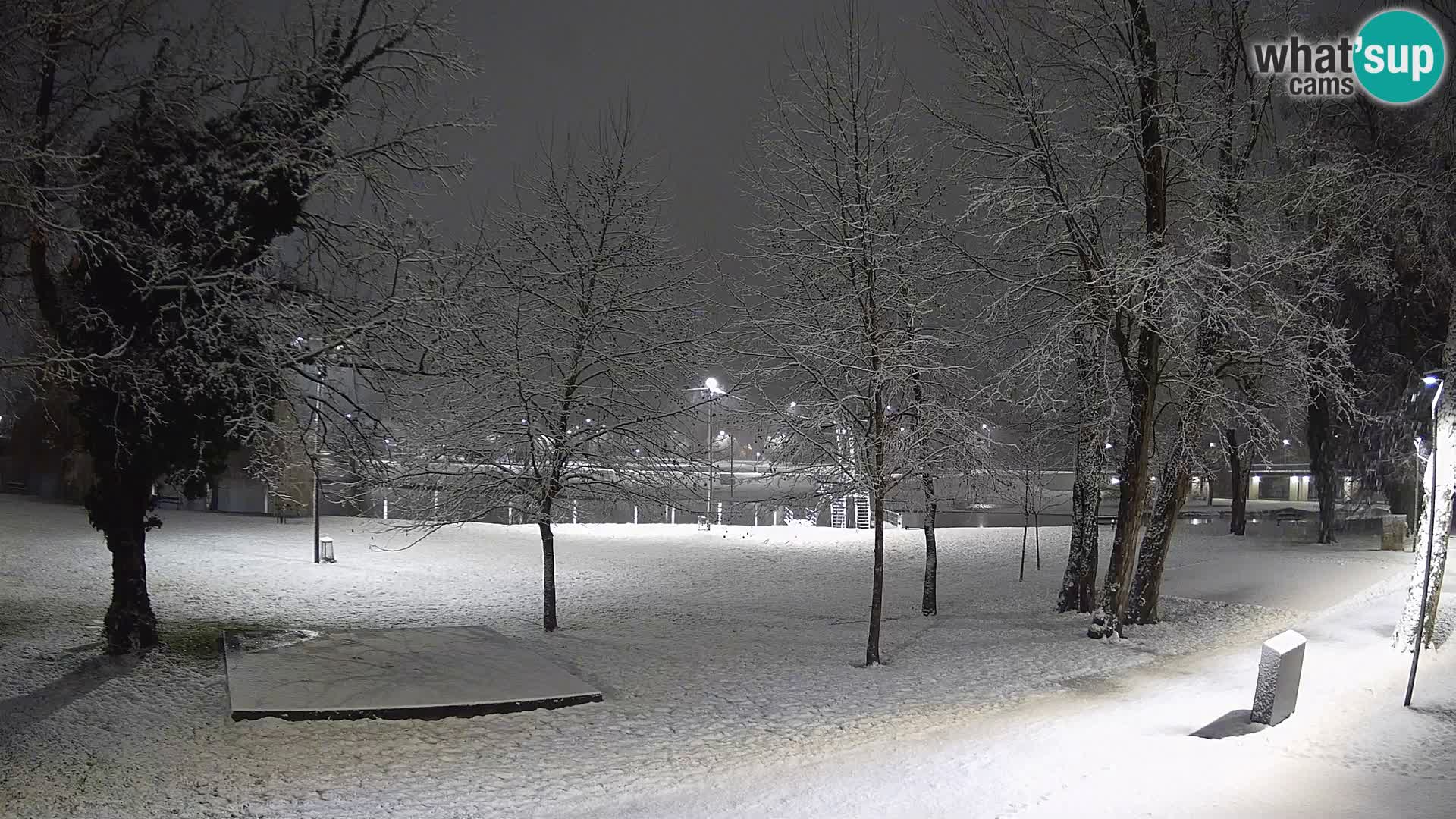 Webcam Karlovac EN DIRECT – Piscine extérieure Foginovo – Korana – Croatie