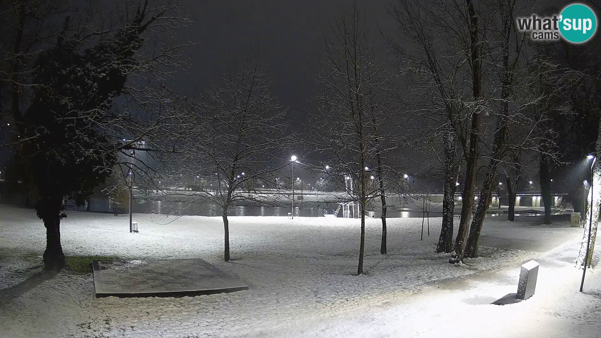 Webcam Karlovac EN DIRECT – Piscine extérieure Foginovo – Korana – Croatie