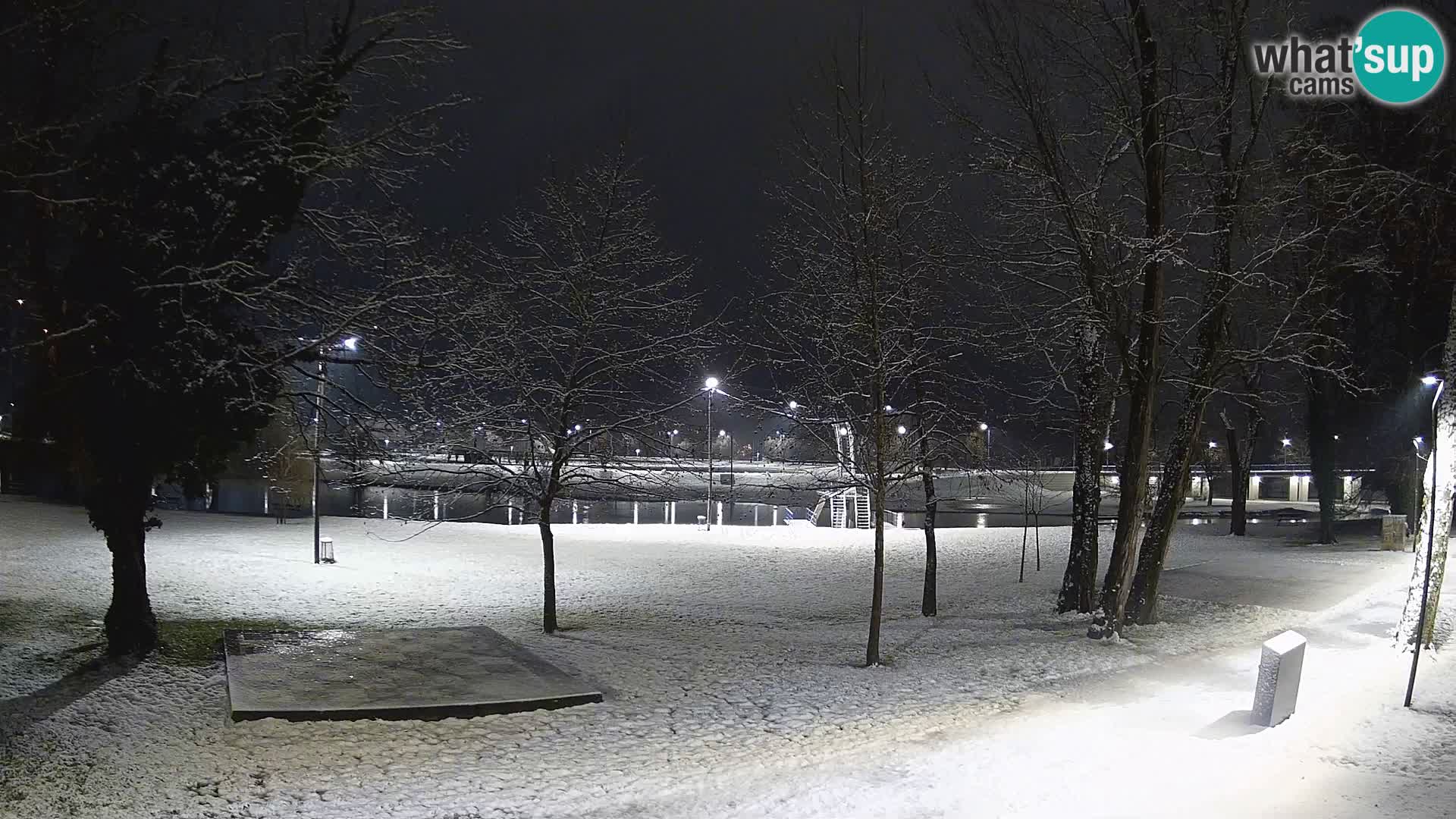 Webcam Karlovac EN DIRECT – Piscine extérieure Foginovo – Korana – Croatie